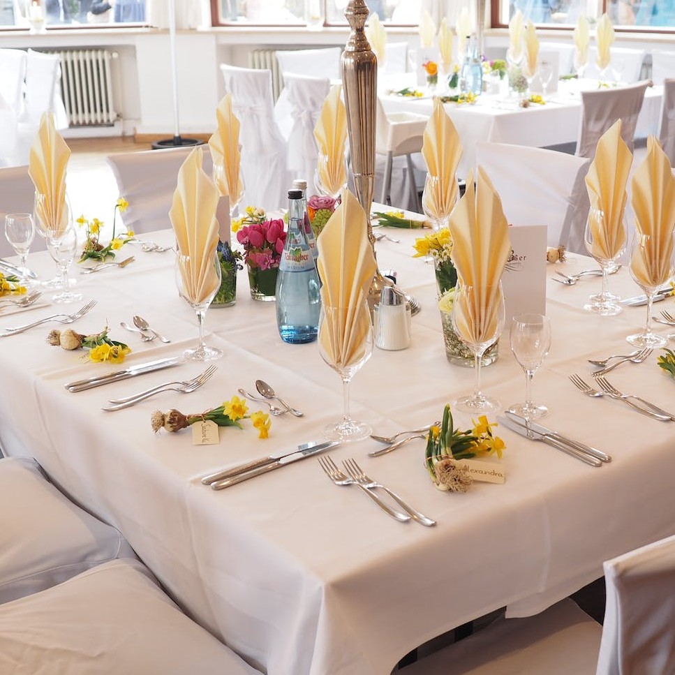 Formal table setting